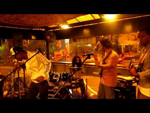 Searching   Tash Mwana Wamai cover rmx