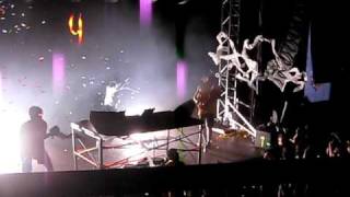 Girl Talk - Oh No @ House of Blues Cleveland 1/5/11