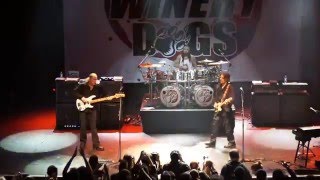 The Winery Dogs - We Are One (live 01/31/16 London)