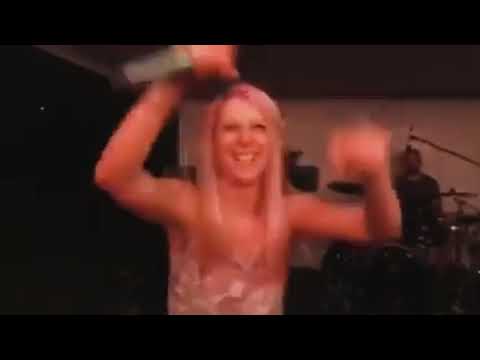 Lezz Go - The Prodigy - Out of space @ a wedding, Serbia 2017