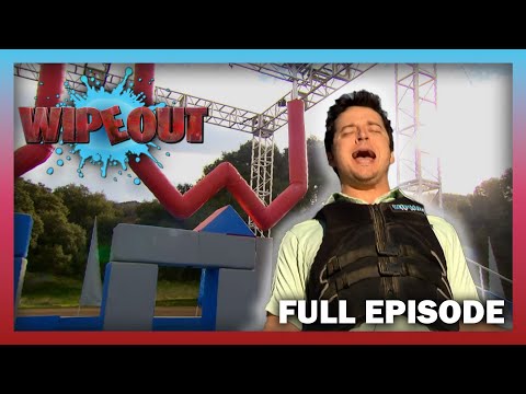 "My Girlfriend's Nickname Is SMELLY"| Full Episode | Wipeout USA | S3 E11