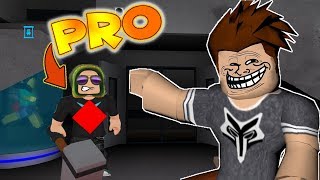 A Noob Plays Roblox Flee The Facility - acting like a noob to troll other trolls roblox flee the facility