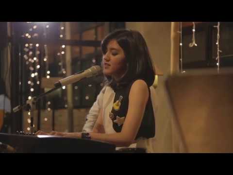 Ify Alyssa - Wind (LIVE)