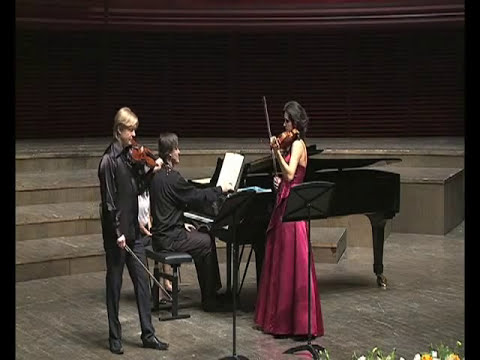 J.S.Bach ,Triosonata No1 i C-dur BWV1037 for 2 violins and basso continuo(piano)