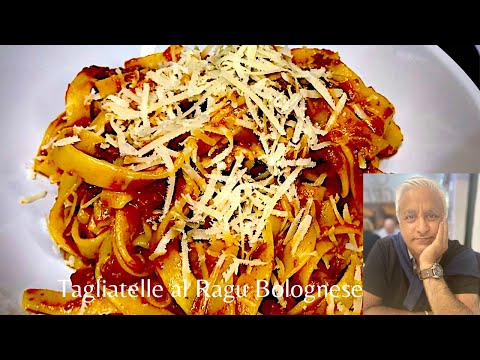 Quick and Easy Spaghetti Bolognese - Family Favourite!