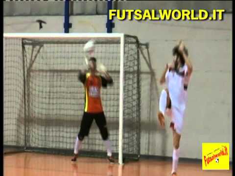 GOL di testa .... Filippo Parisi , Kaos Futsal