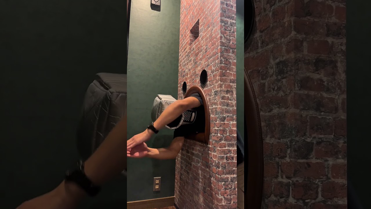 あなたはこの穴何に使う？#ホテル #ラブホテル#カップル#ココイケ不動産#夜のホテル図鑑　#大阪　#岸和田 #ホテルマーレ