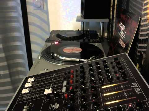 Arron Hall Feat Redman-Curiosity-Remix