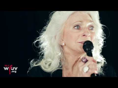 Judy Collins and Ari Hest - "I Choose Love" (Live at WFUV)