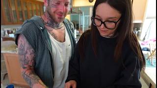 VLOG: My mom is in town! Shopping, cooking, dogs, scrabble and teaching her minecraft lol