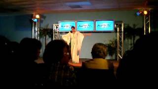 Anita Pantomime/Dance &quot;My Redeemer Lives&quot; Nicole C. Mullen