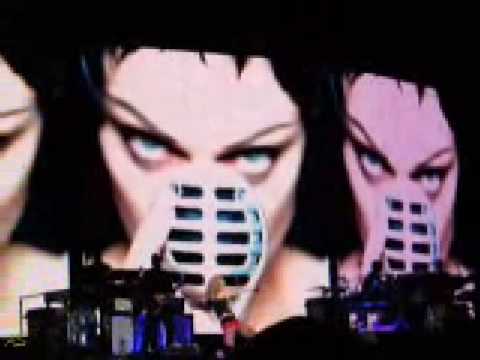 Madonna - She's Not Me (Miami, FL, 2008/11/26)