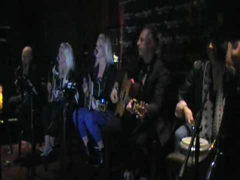 Sammy & Sasha Acoustic 