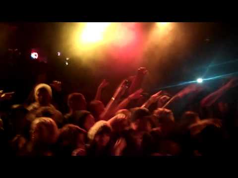 B Double E performs " Red + Blue" at Mac Miller show "FUKC K