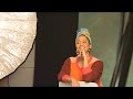 Melanie Forgeron singt "Amazing Grace"