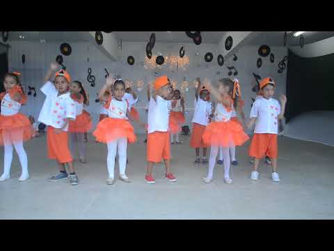 Apresentação de coreografia – “Vamos construir”