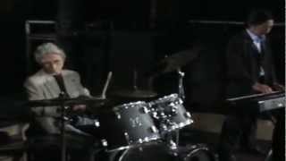 Download lagu favourites group - Mimpi Sedih mp3