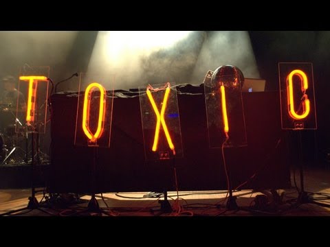 The Toxic Avenger - 3/2/1 + Angst One Live @ La Cigale