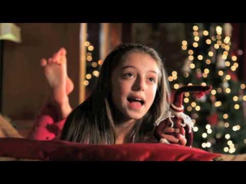 Hollie Steel - When Christmas Comes To Town (CHRISTMAS Official Music Video)