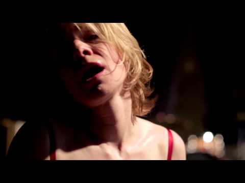 SHIRLEY HOLMES - Nadines Korsett (Official Video)