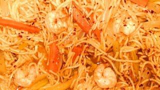 মজাদার নুডুলস রান্না করা আর সেই সাথে বিদেশের জীবন যে কত  কঠিন তা আপনাদের সাথে শেয়ার করা।