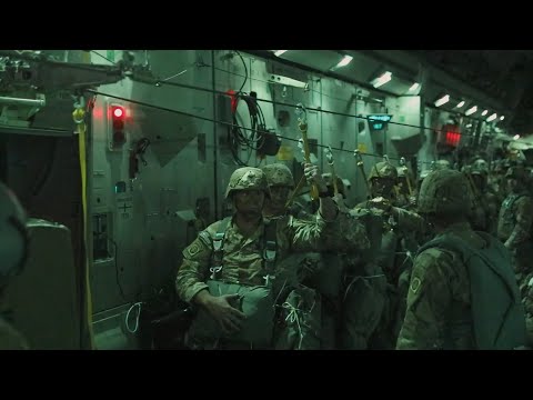 OPS REPORT: Paratroopers of the 82nd Airborne Division (Mass Tactical Jump)