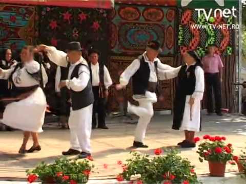 Ansamblul Zorile din Mociu. Festivalul Jocul de pe Campie 2011