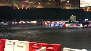preview picture of video 'Essen Motor Show 2014 DRIFT - HD'