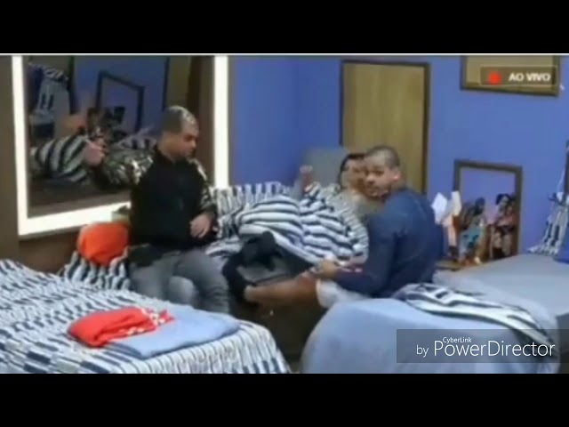 Nadja foi expulsa de A FAZENDA por agressão a Caique