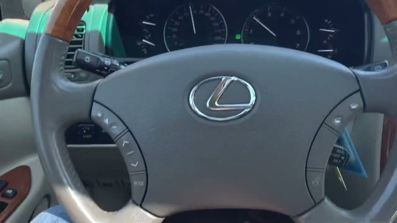 Test driving a 2004 Lexus LX470