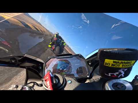 S1000RR x YZFR6 | Chuckwalla valley Raceway