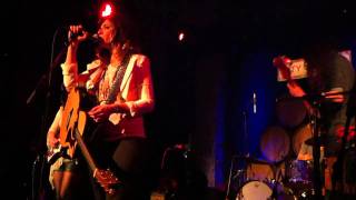 Nicole Atkins and the Black Sea - "My Baby Don't Lie" / "Vultures" (2011-10-10)