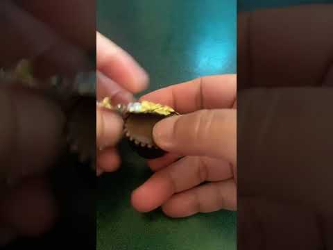 UNWRAPPING REESE’S  CHOCOLATE MINI CUP | REESE’S PEANUT BUTTER CUP CHOCOLATE