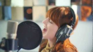 Florence &amp; The Machine - Shake It Out (acústico)