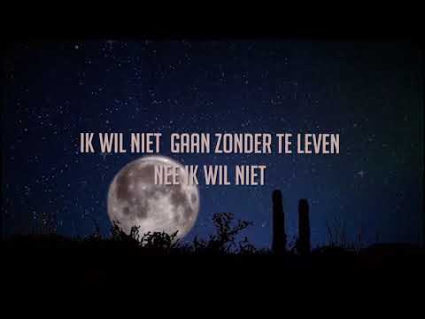 Russian Gambino - Moonlight (lyrics video)