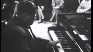 Oscar Peterson Trio - London Concert 1964 - fragm.2