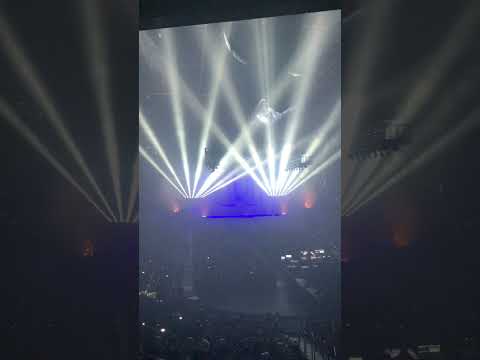 Thumbnail for Trans-Siberian Orchestra – Chugging Guitar! | Tampa, FL | 12.23.23 #tso #christmas by Lyricist, L.A.B., Savatage, The Band, The pink floyd, Trans-Siberian Orchestra, Composer, Pink Floyd, Jon Oliva, The Who, Concert, Robert Kinkel