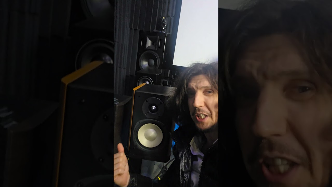 Какая акустика лучше Morel 622 или Onkyo - Made in Japan?