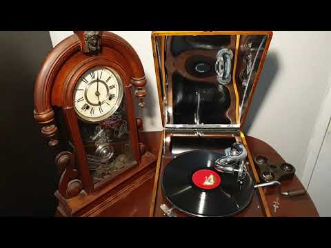 Only A Rose. Richard Crooks. HMV 78rpm. Customised HMV 102 Portable Picnic Gramophone Phonograph