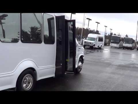 Northwest Bus Sales 2014 - Ford Starcraft Starquest 14 Pax w/Rear Luggage Executive Shuttle