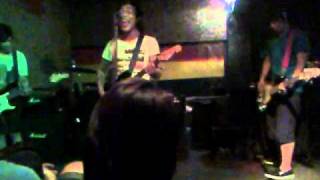 Red Light Go! - Runaway