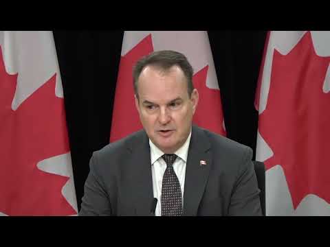 Ottawa intervenes to end work stoppages at ports in Vancouver, Montreal