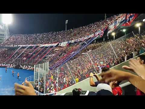 "Recibimiento + Hinchada de Cerro Porteño vs Barcelona de Ecuador | Copa Libertadores 2023" Barra: La Plaza y Comando • Club: Cerro Porteño • País: Paraguay
