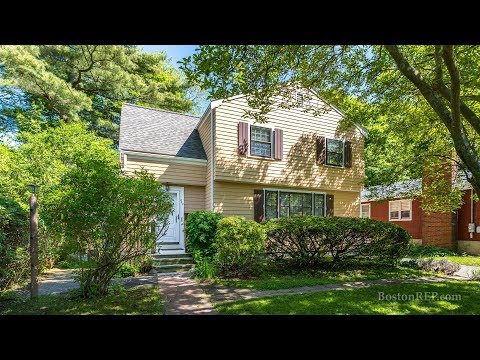 229 W Shore Dr, Marblehead MA - Christine Tierney - Tel 612-860-6446