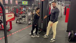Glúteo Abdução no Cabo