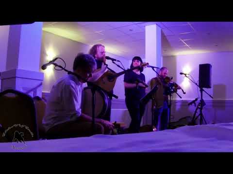 Malinky THE BROOMFIELD HILL