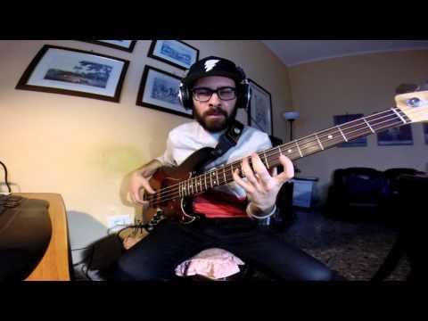 Roberto De Rosa - Man in the mirror (bass solo)