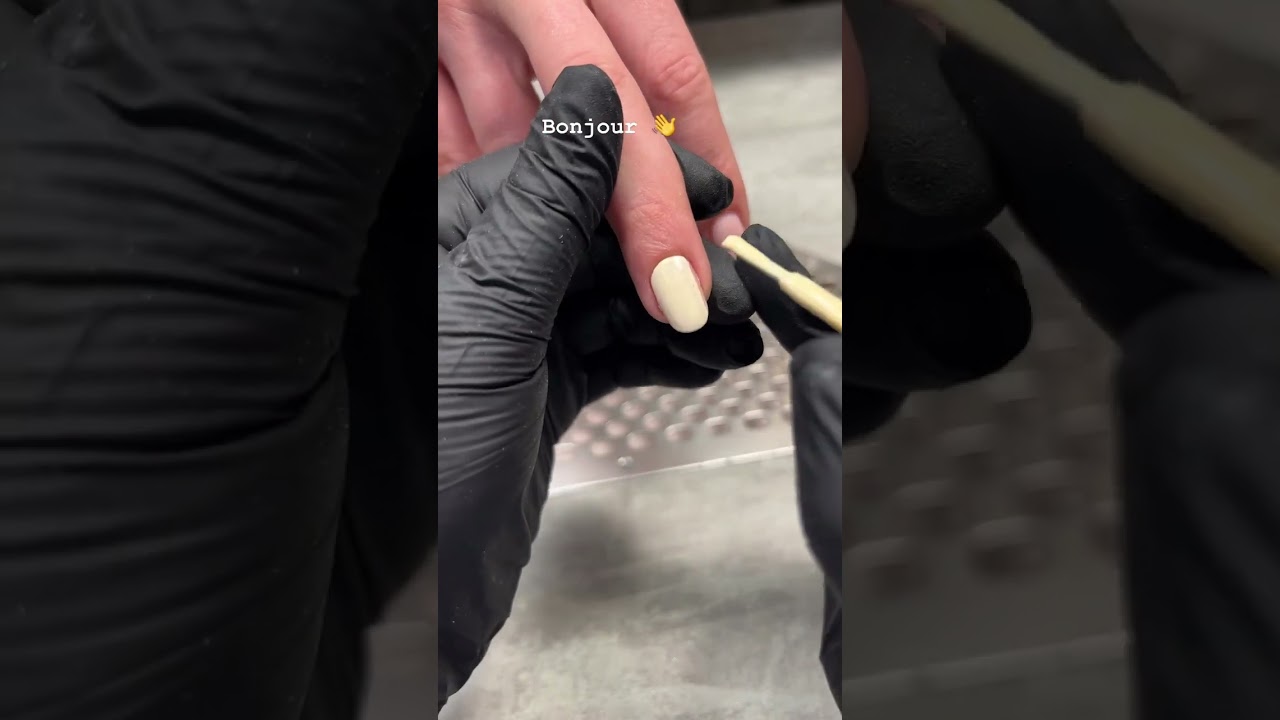 Colour application 💫 #music #love #spotify #nails #new #nailart #education #song #nailtech #lyrics