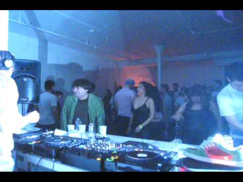 Loopity Goofs #1 - Shake n Bake @ Temperance St.