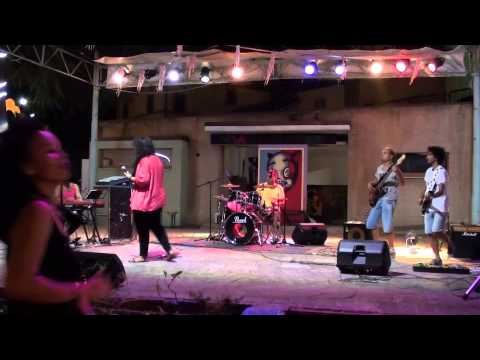 Superstition Live Porco Festival